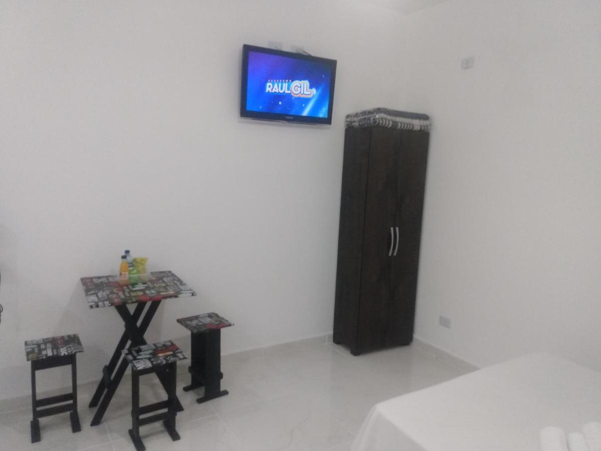 Loft05 Completo Ar Internet Garagem Prox Aparecida E Industrias Apartment Pindamonhangaba Ngoại thất bức ảnh