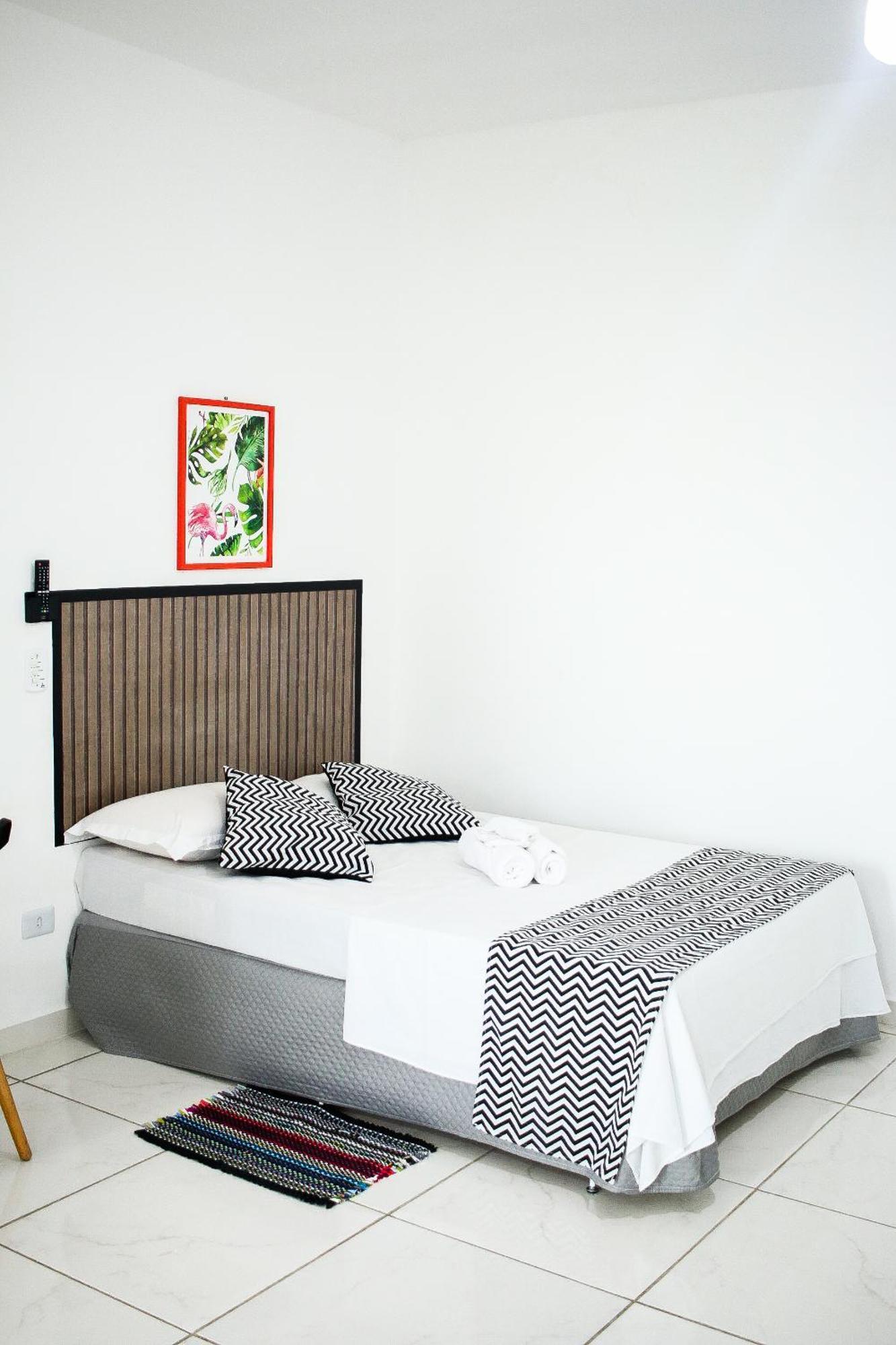 Loft05 Completo Ar Internet Garagem Prox Aparecida E Industrias Apartment Pindamonhangaba Ngoại thất bức ảnh